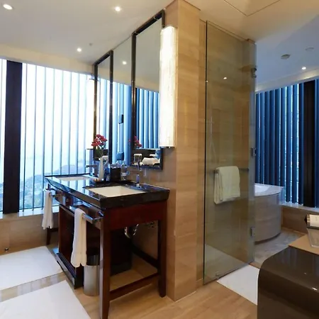 Mandarin Oriental Pudong, Shanghai Exterior photo